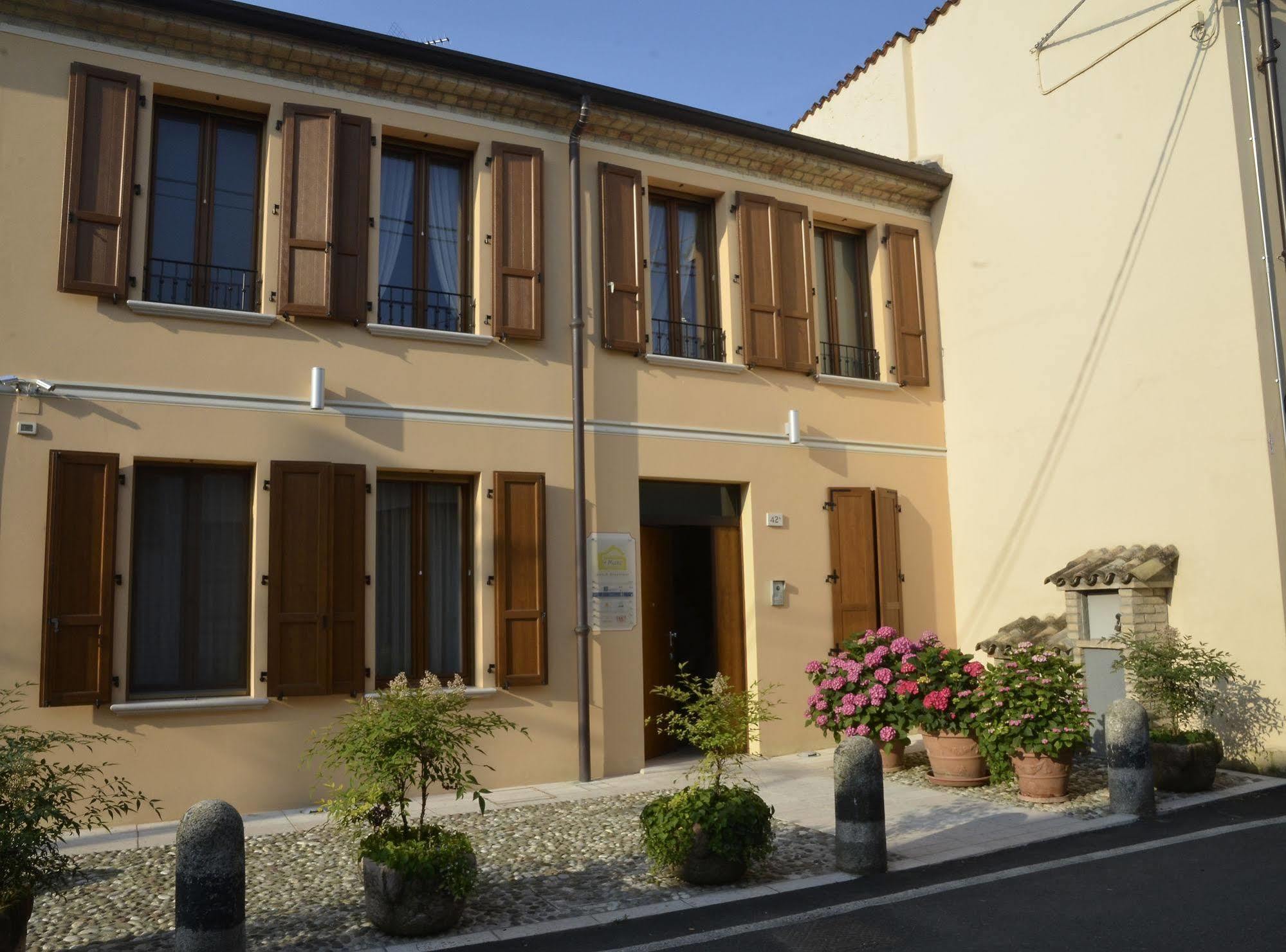 9 Muse Bed And Breakfast Canneto sull'Oglio Экстерьер фото
