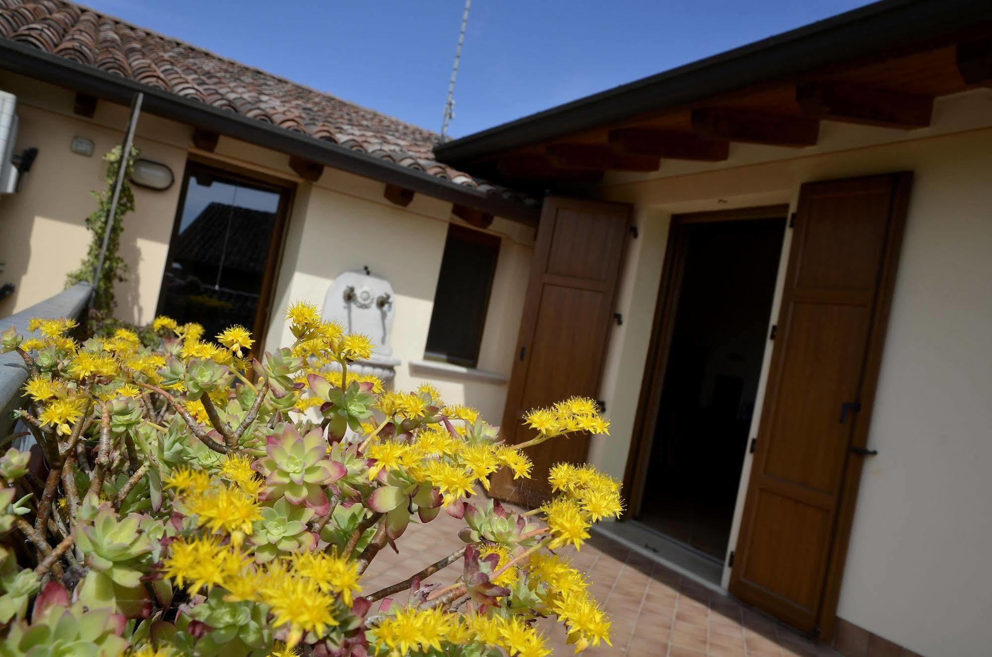 9 Muse Bed And Breakfast Canneto sull'Oglio Экстерьер фото